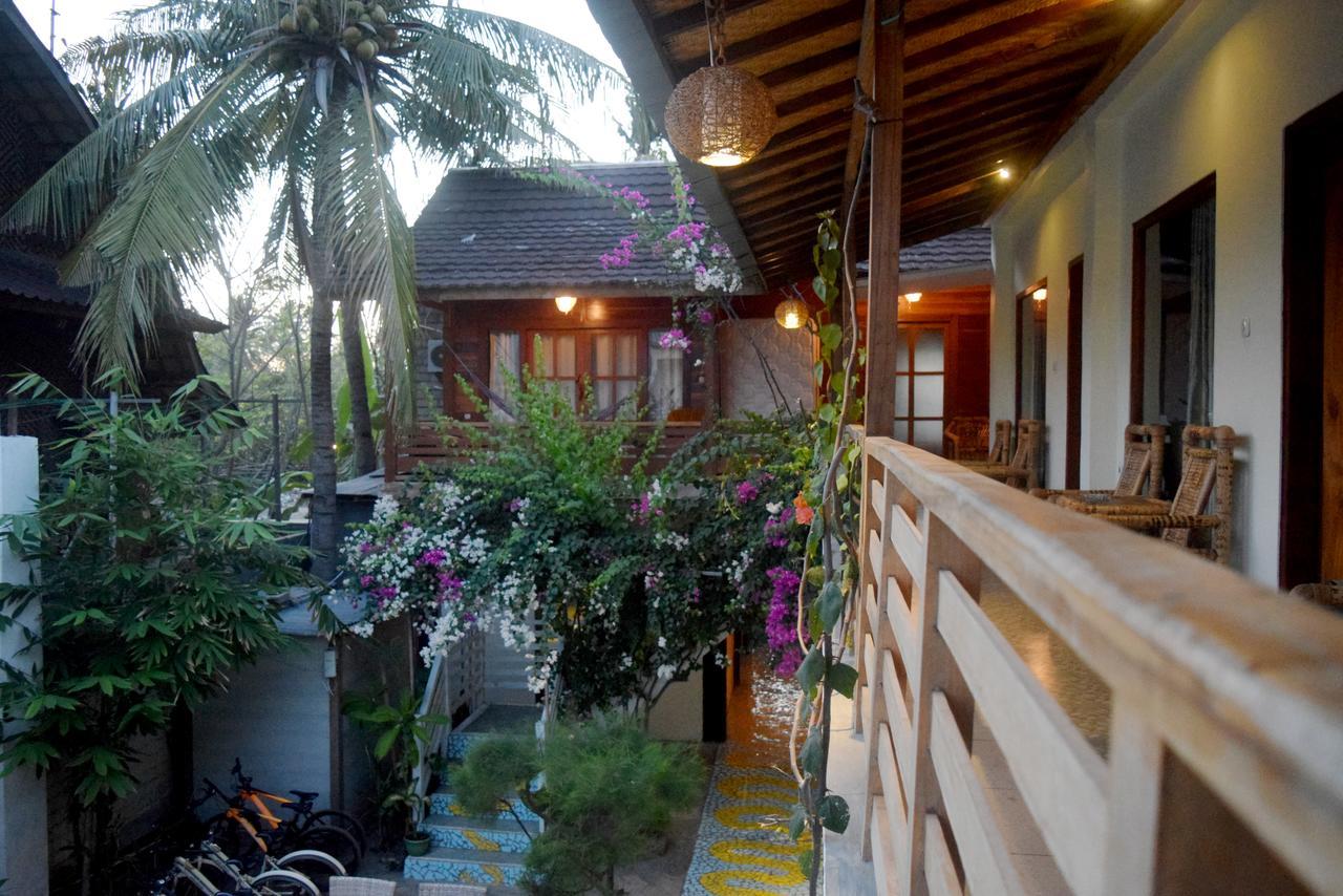 Panda Cottage Gili Trawangan Exterior photo